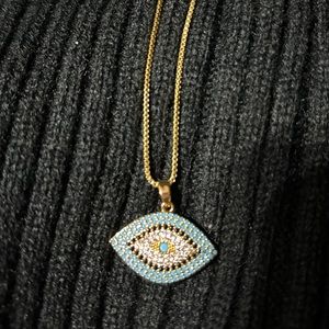 Gorgeous Evil Eye Necklace 18k gold plated